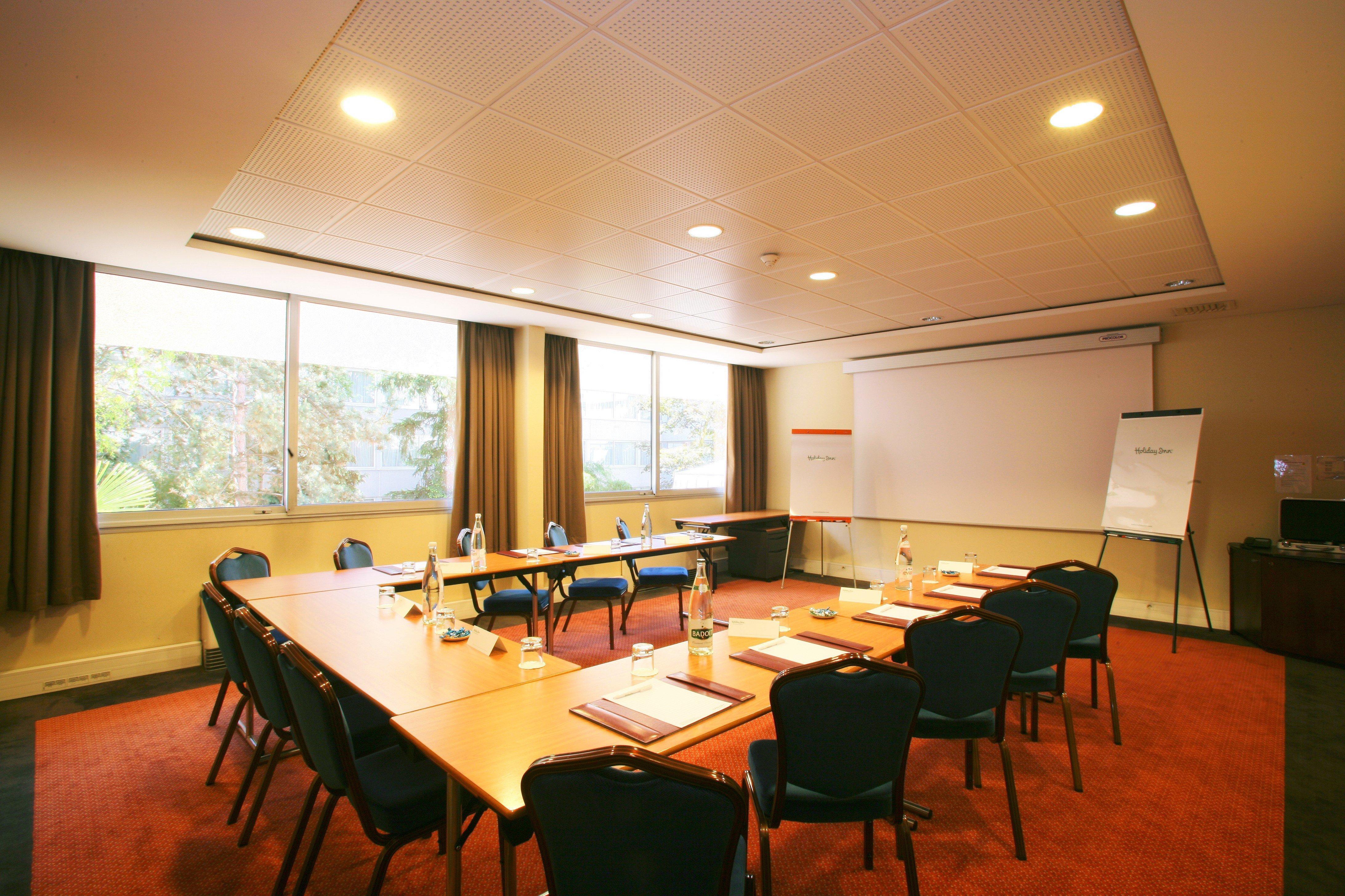Doubletree By Hilton Paris Bougival Hotel Luaran gambar