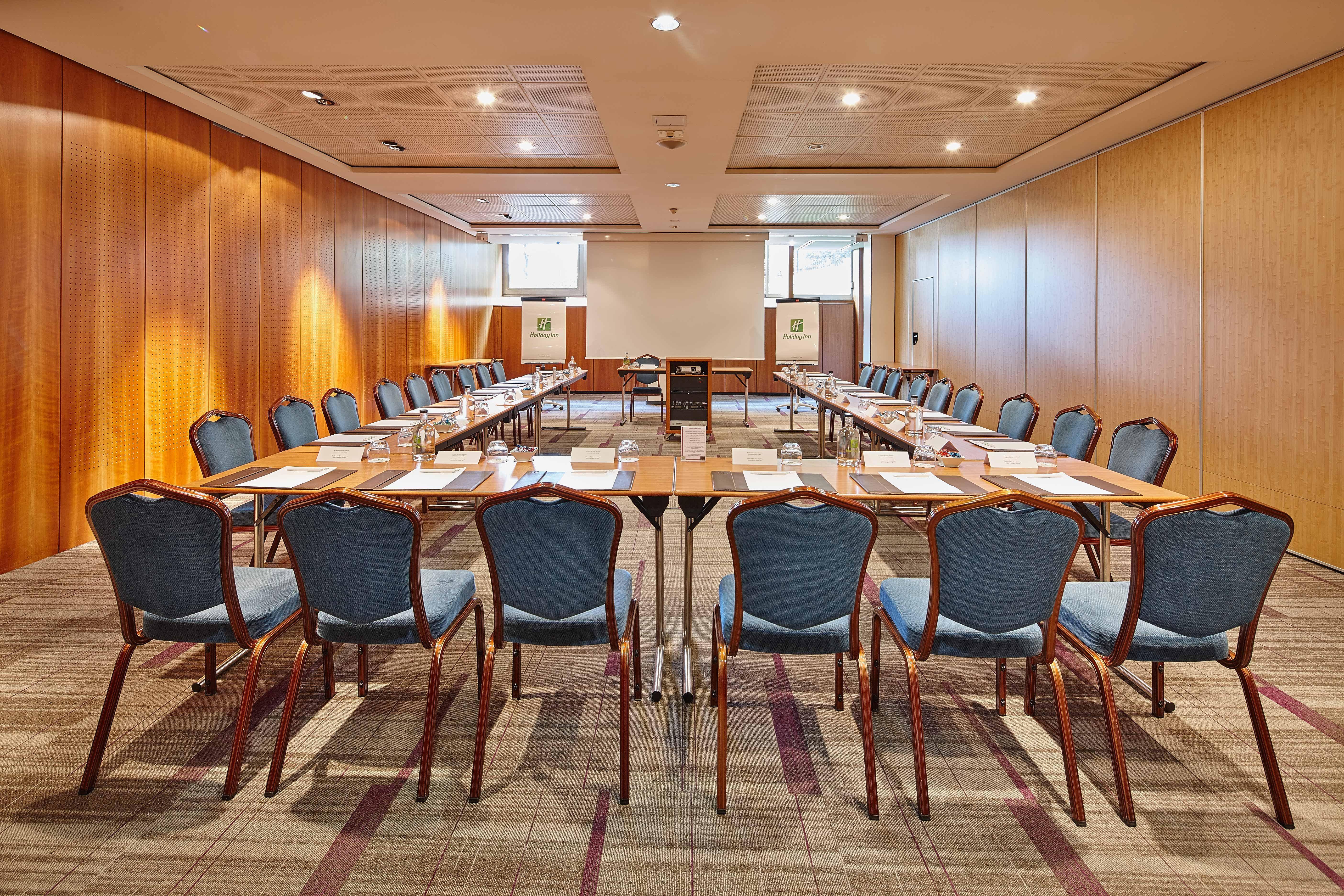 Doubletree By Hilton Paris Bougival Hotel Luaran gambar