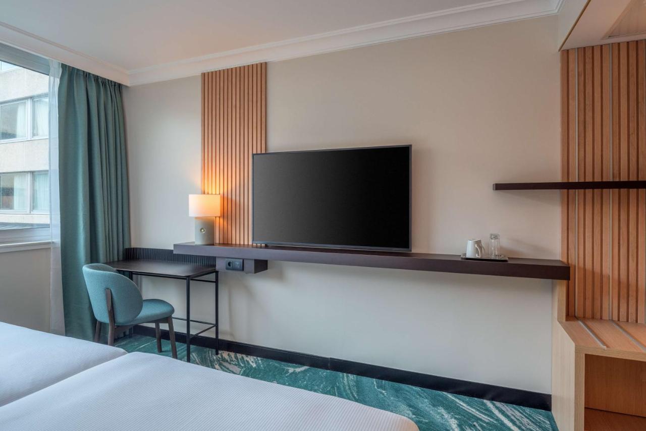 Doubletree By Hilton Paris Bougival Hotel Luaran gambar