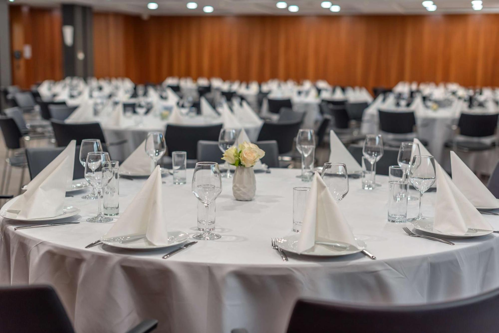 Doubletree By Hilton Paris Bougival Hotel Luaran gambar