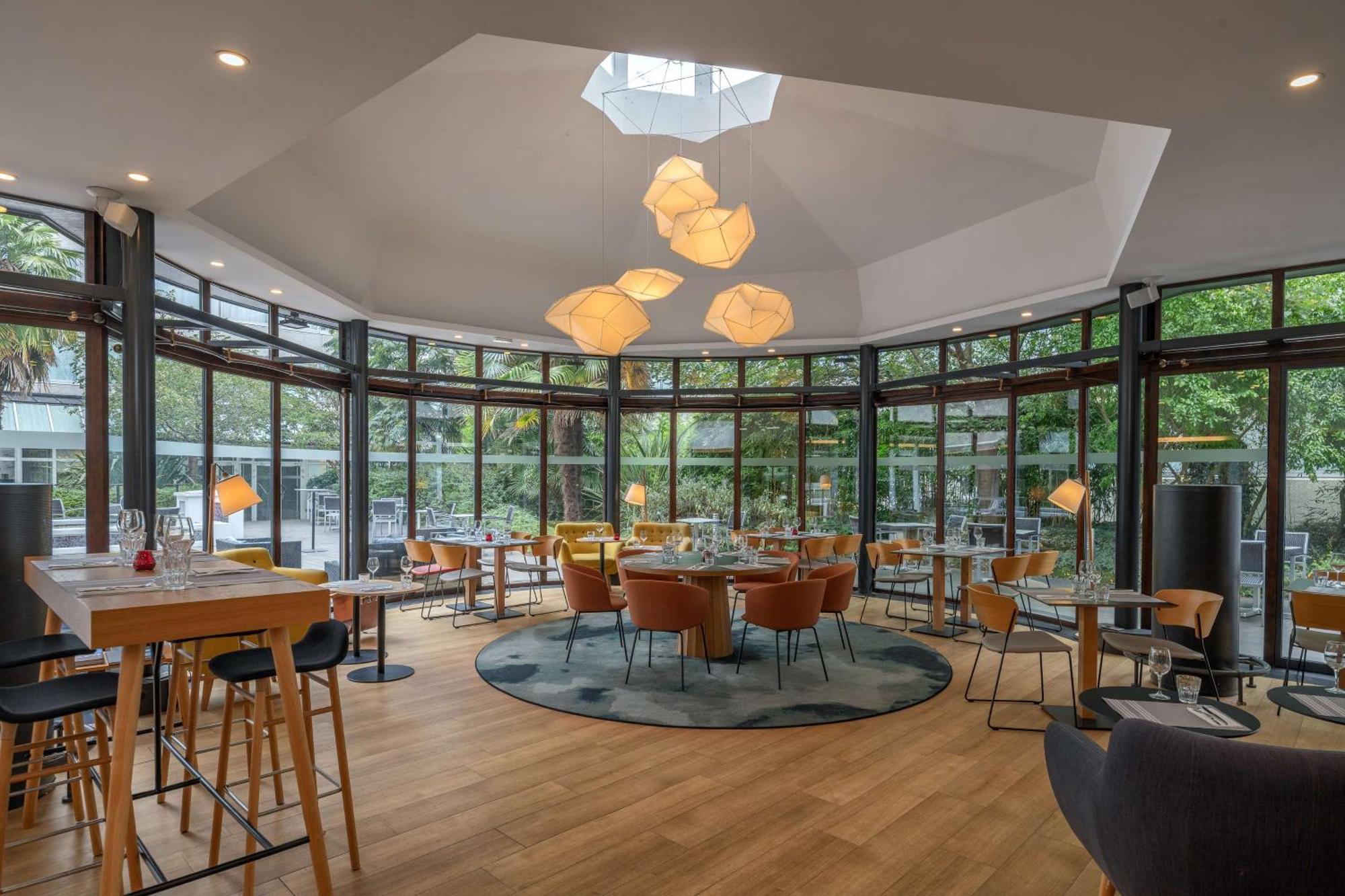 Doubletree By Hilton Paris Bougival Hotel Luaran gambar